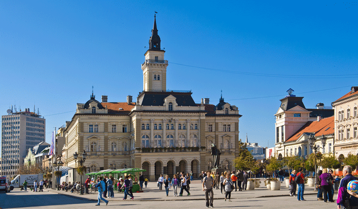 Ayuntamiento-de-Novi-Sad 9713