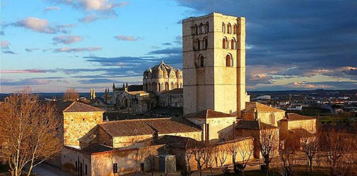 Palacio de Monfarracinos