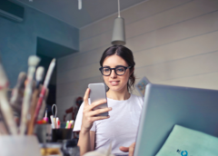 El Ministerio de Industria y Turismo presenta la nueva etapa de ‘Anfitriones’, un sistema global de aprendizaje turístico